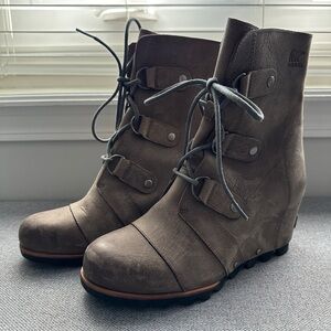Sorel Joan of Arctic Wedge Lace Up Boot Shoes